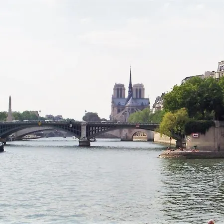Proche De La Seine Апартаменты *