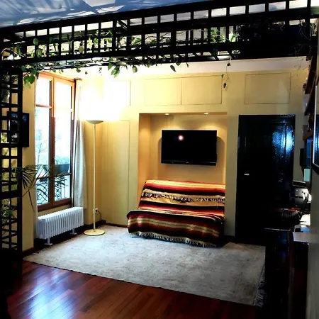 Proche De La Seine Апартаменты Париж