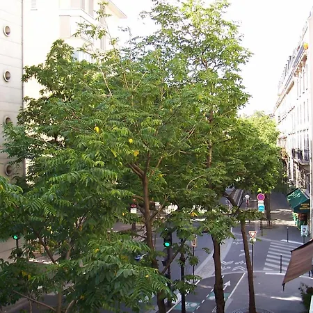 Proche De La Seine * פריז